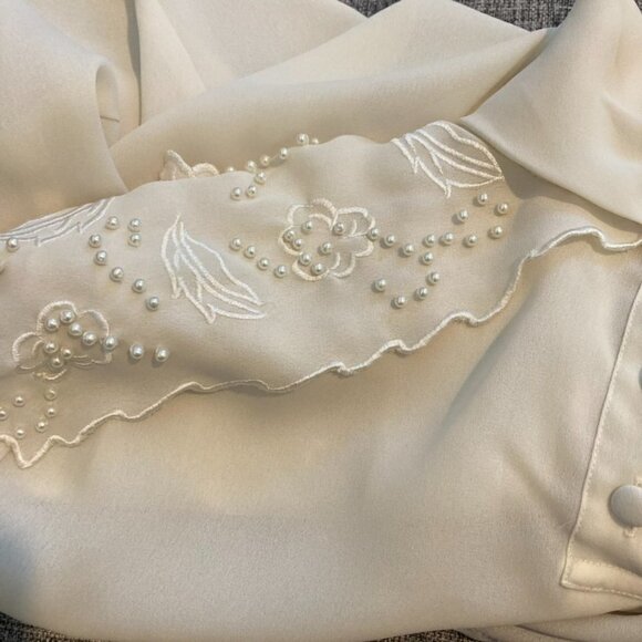 Laura Jayne Collection Cream Long Sleeve Blouse Beaded Shoulder Details Pleated - Picture 11 of 14